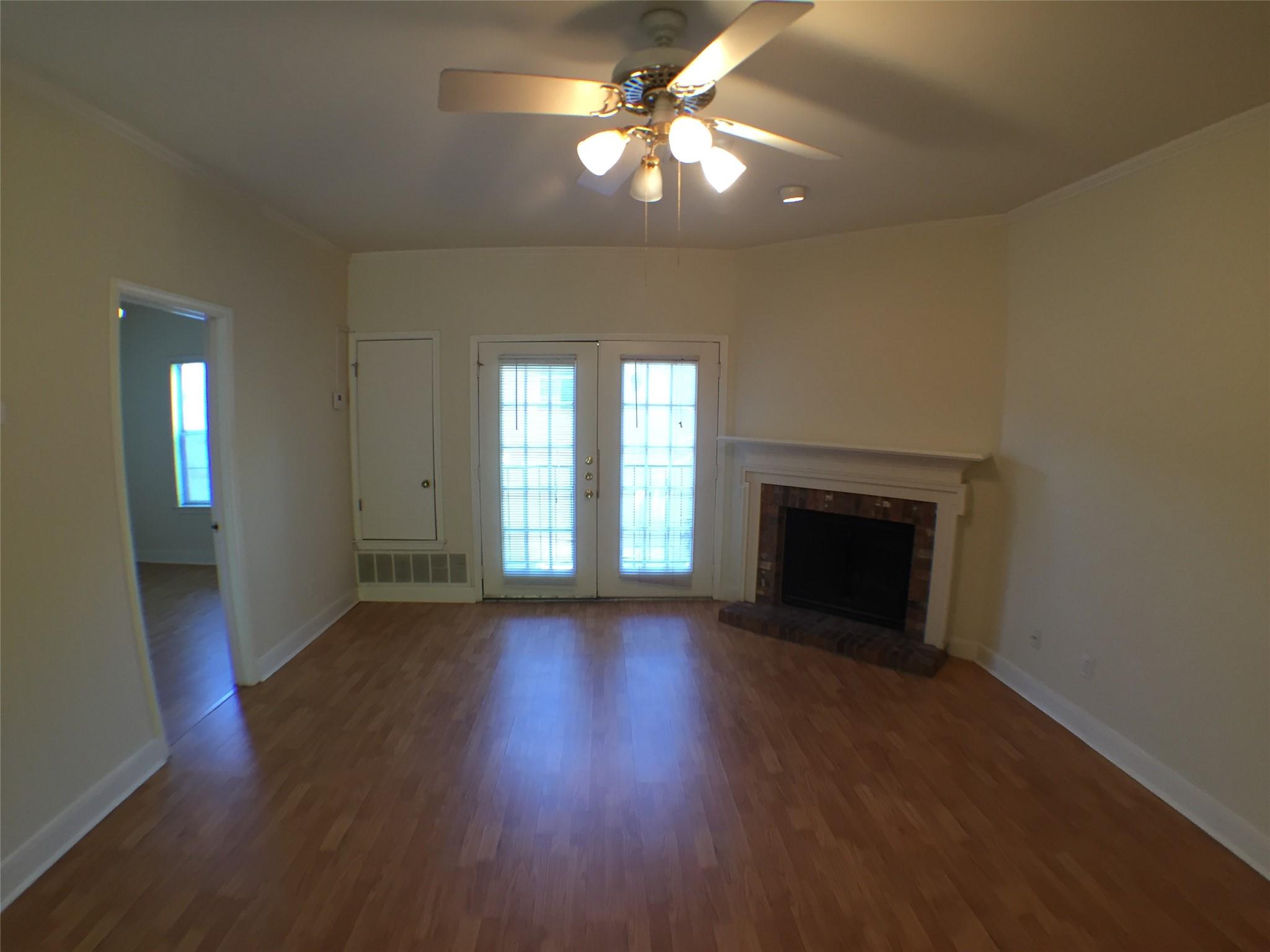 2100 San Gabriel St # 201, Austin, TX 78705