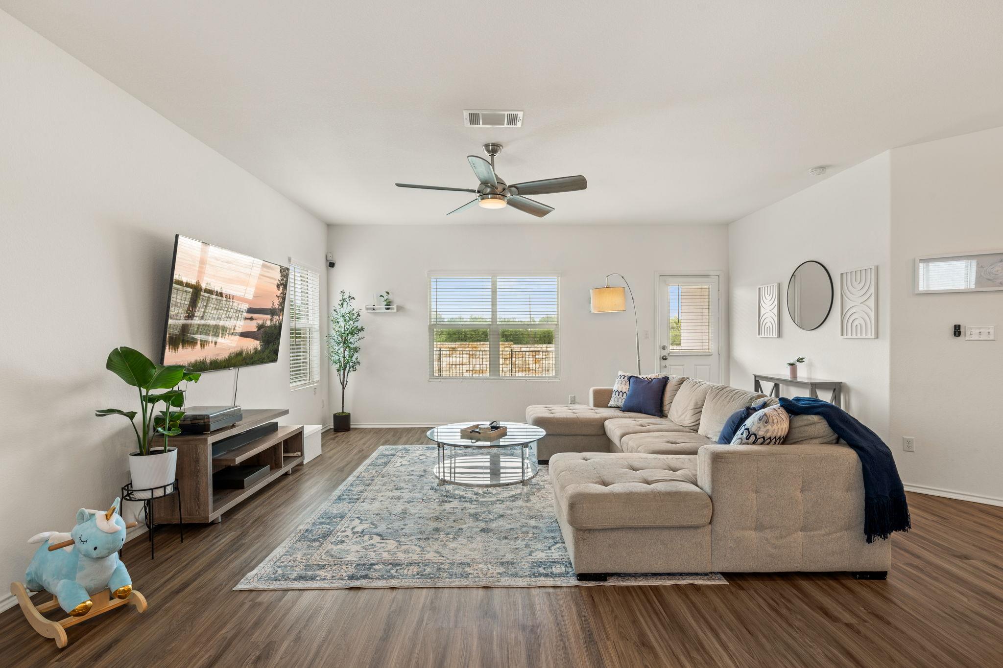 124 Flint Mountain Rd, Georgetown, TX 78628