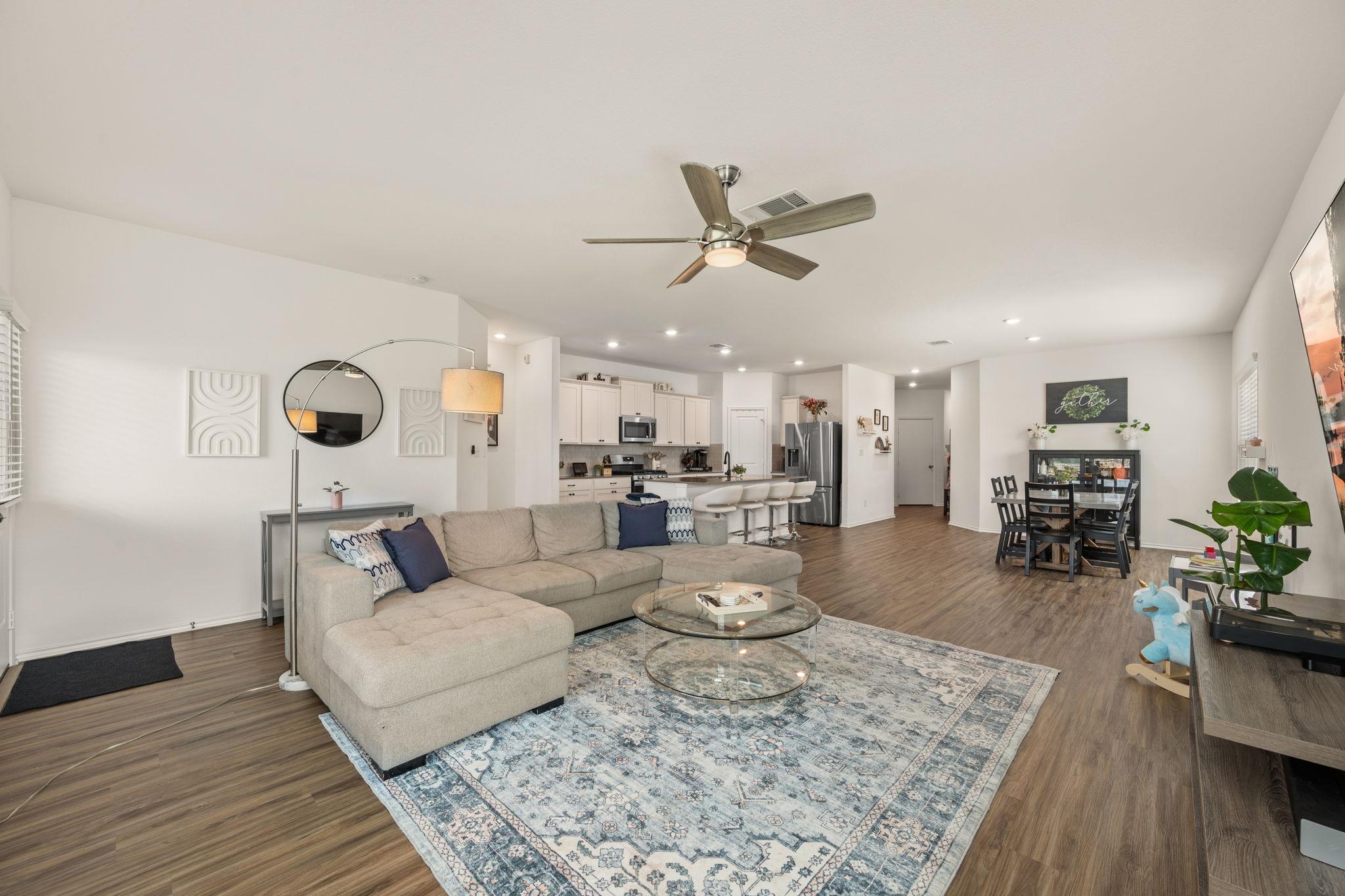 124 Flint Mountain Rd, Georgetown, TX 78628