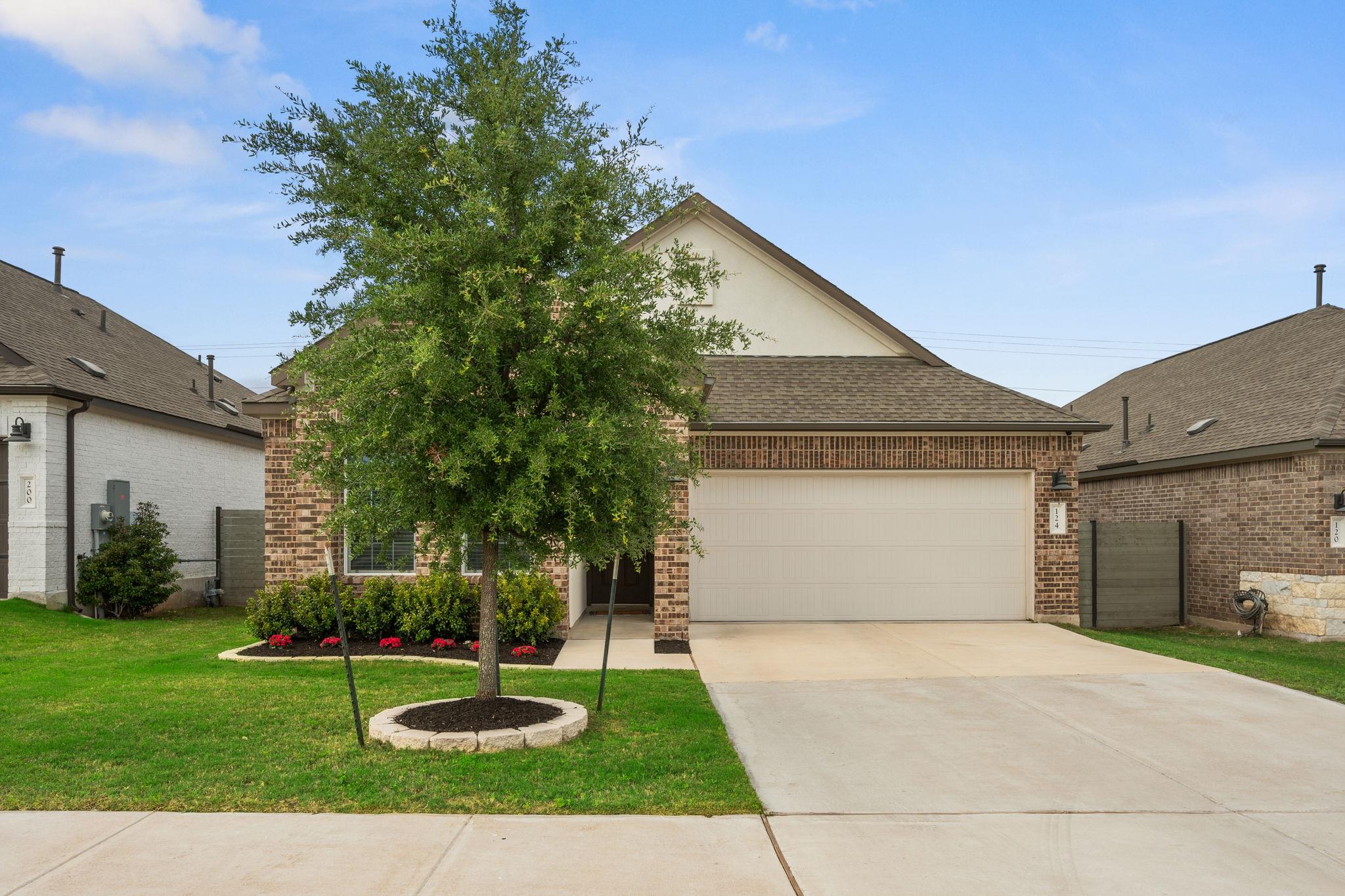 124 Flint Mountain Rd, Georgetown, TX 78628