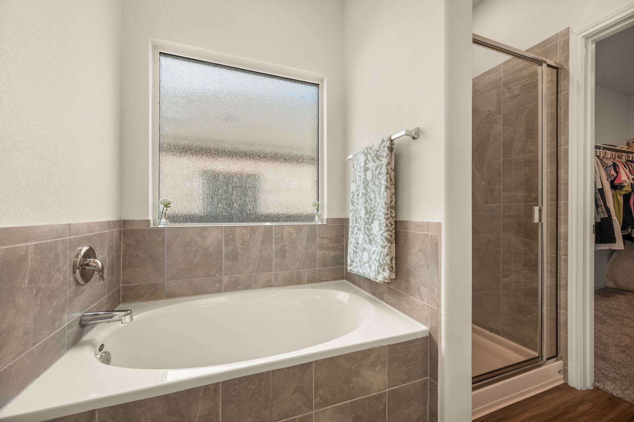 124 Flint Mountain Rd, Georgetown, TX 78628