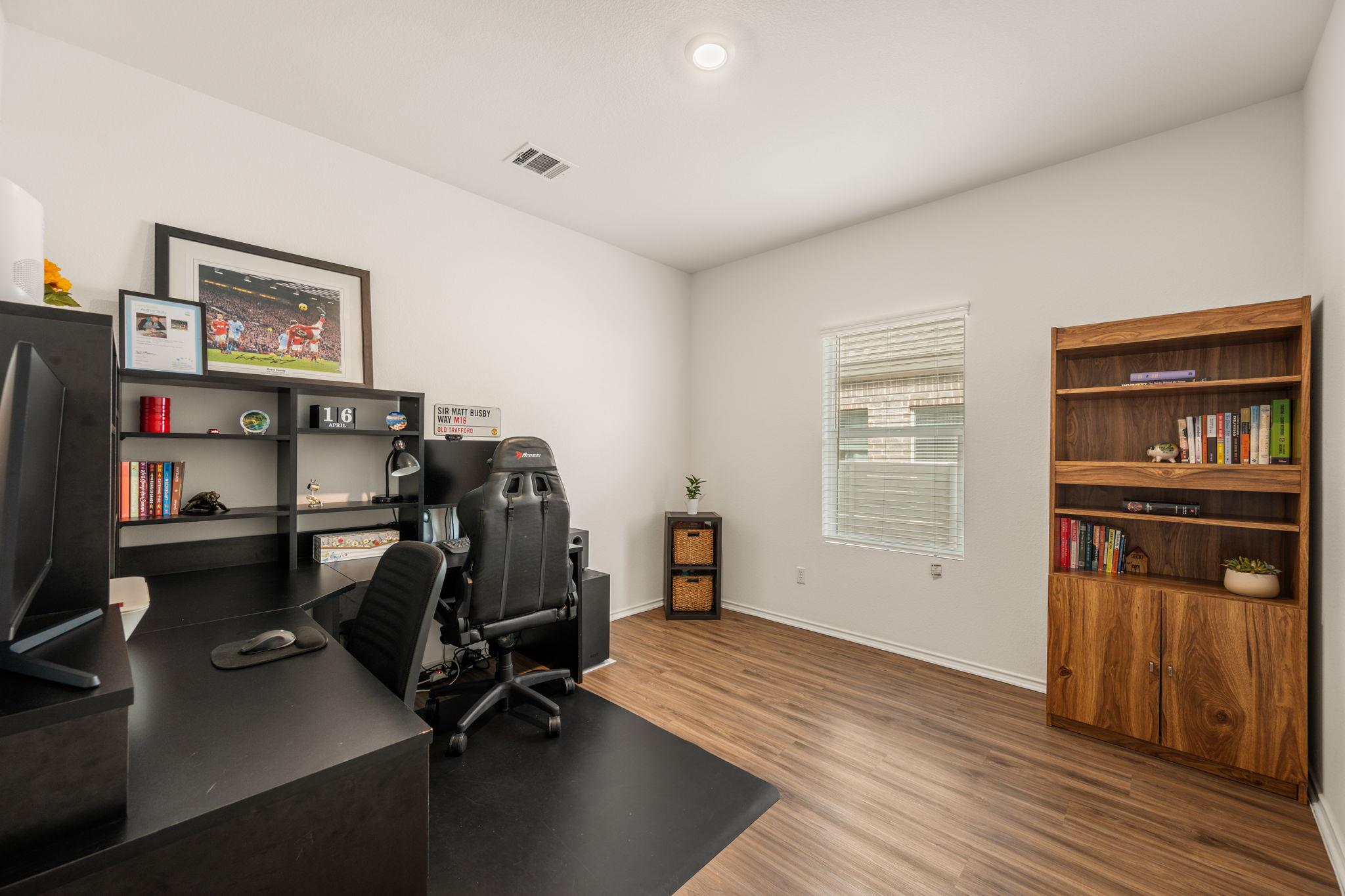 124 Flint Mountain Rd, Georgetown, TX 78628