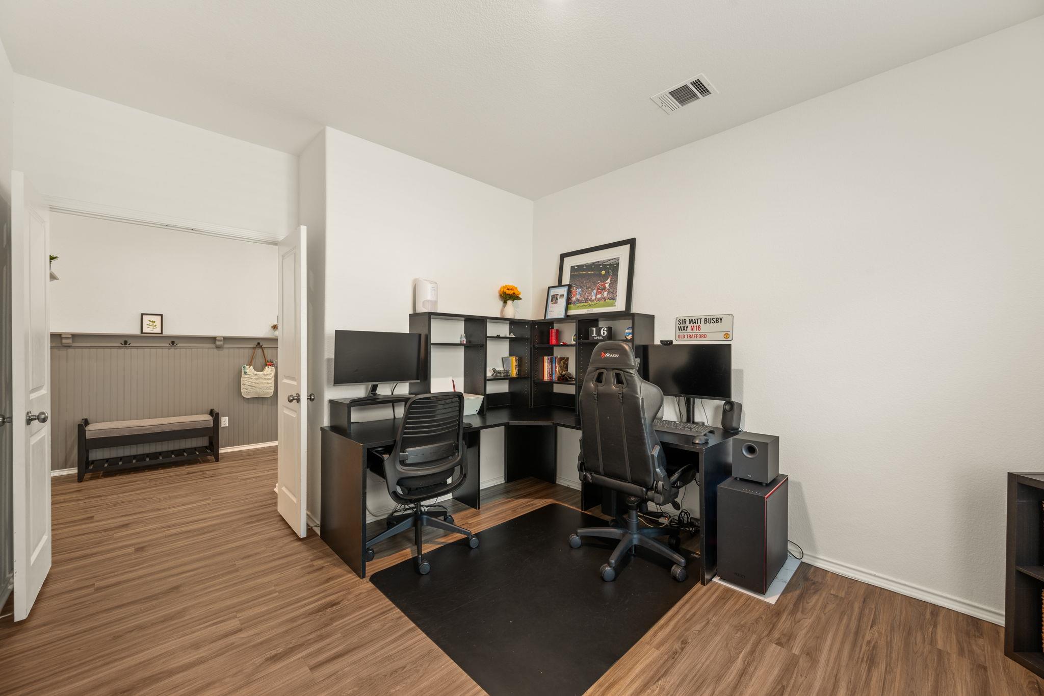 124 Flint Mountain Rd, Georgetown, TX 78628