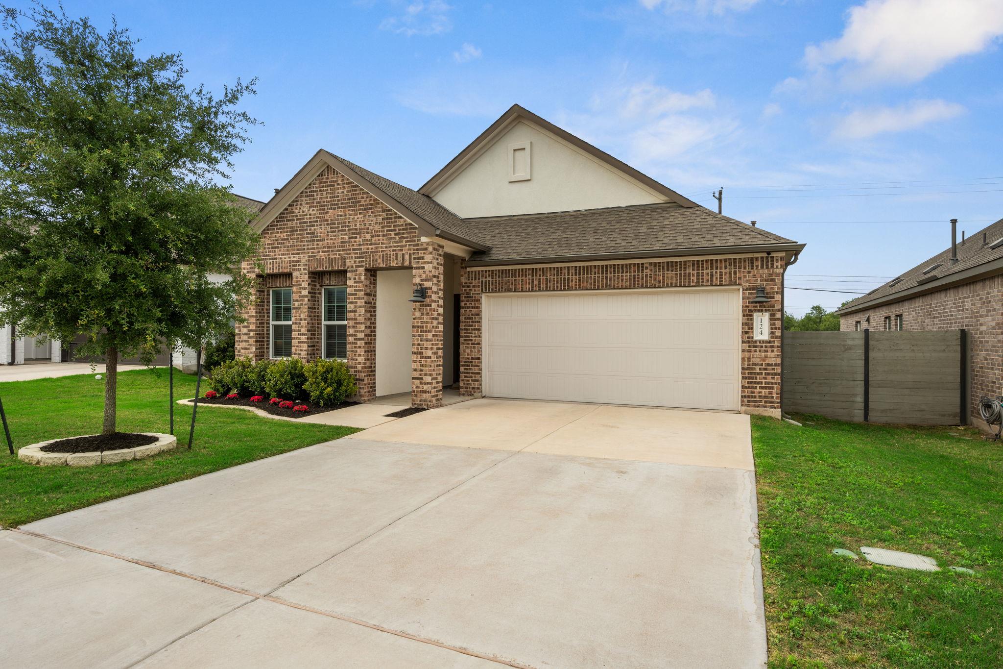 124 Flint Mountain Rd, Georgetown, TX 78628