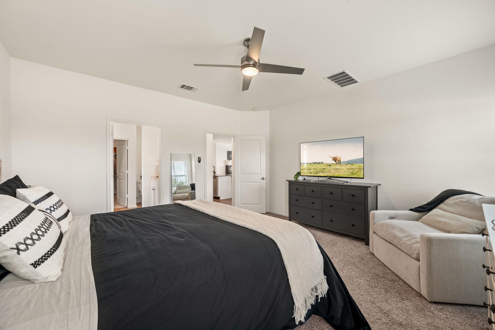 124 Flint Mountain Rd, Georgetown, TX 78628