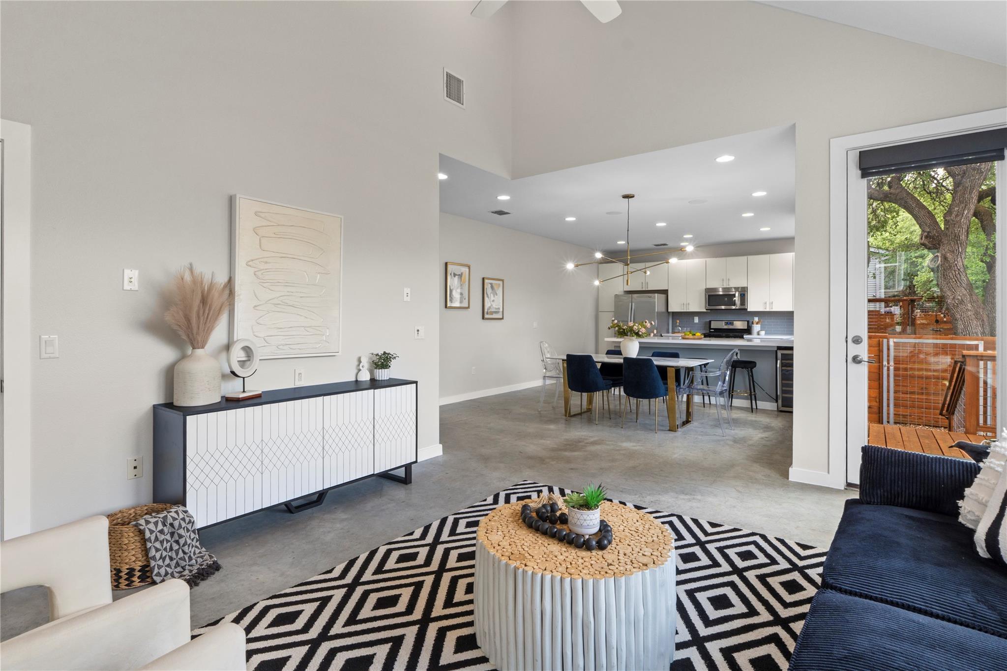 3001 Del Curto Rd # 35, Austin, TX 78704