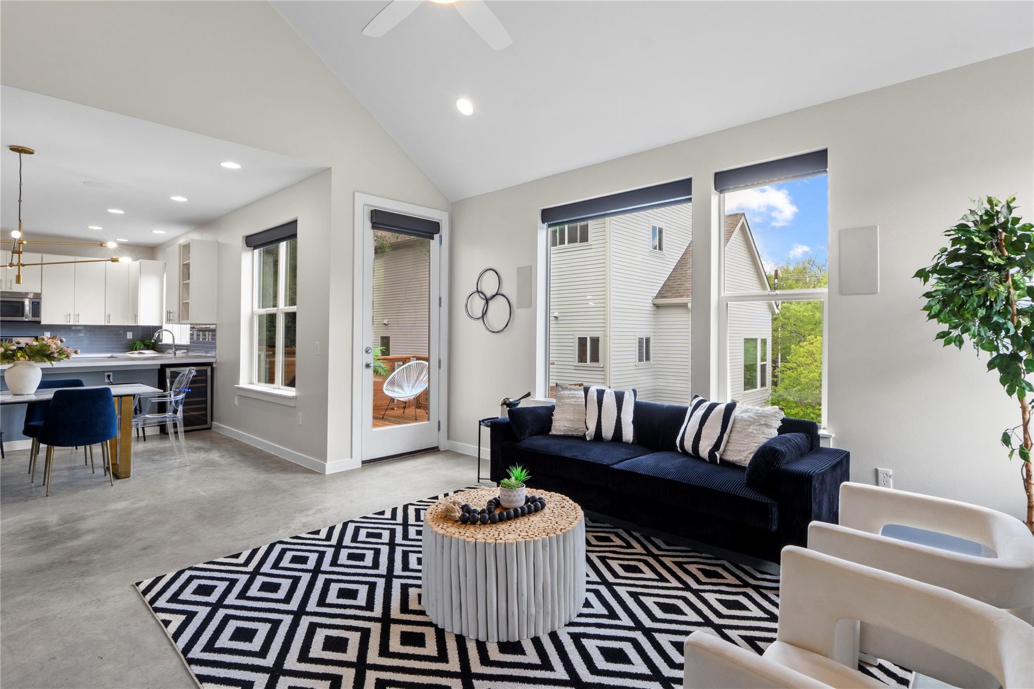 3001 Del Curto Rd # 35, Austin, TX 78704