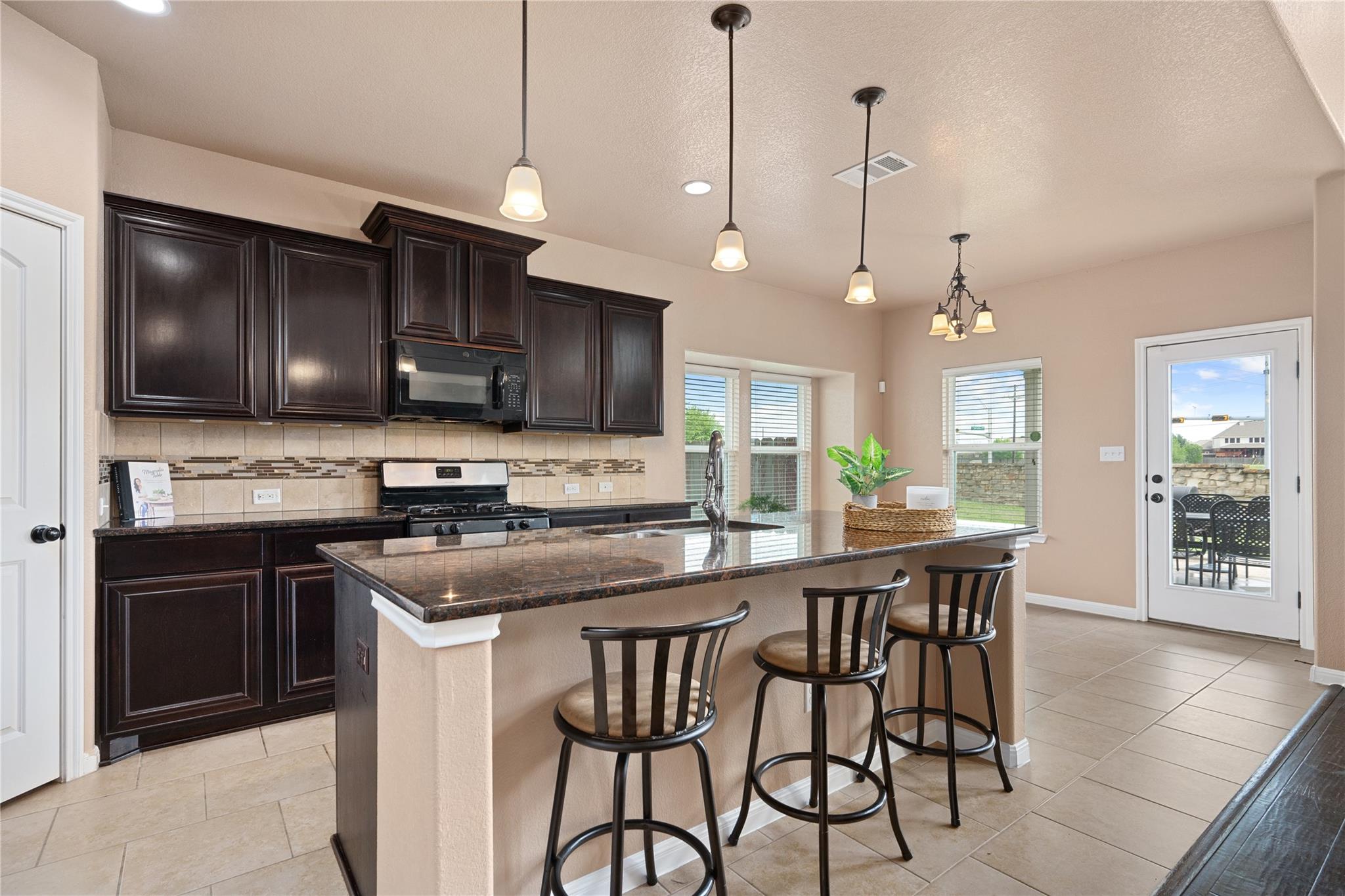 5500 Sabbia Cv, Round Rock, TX 78665