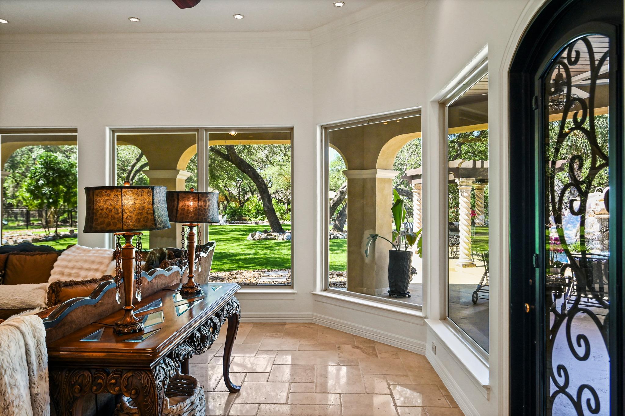 10210 Oak Forest Way, New Braunfels, TX 78132