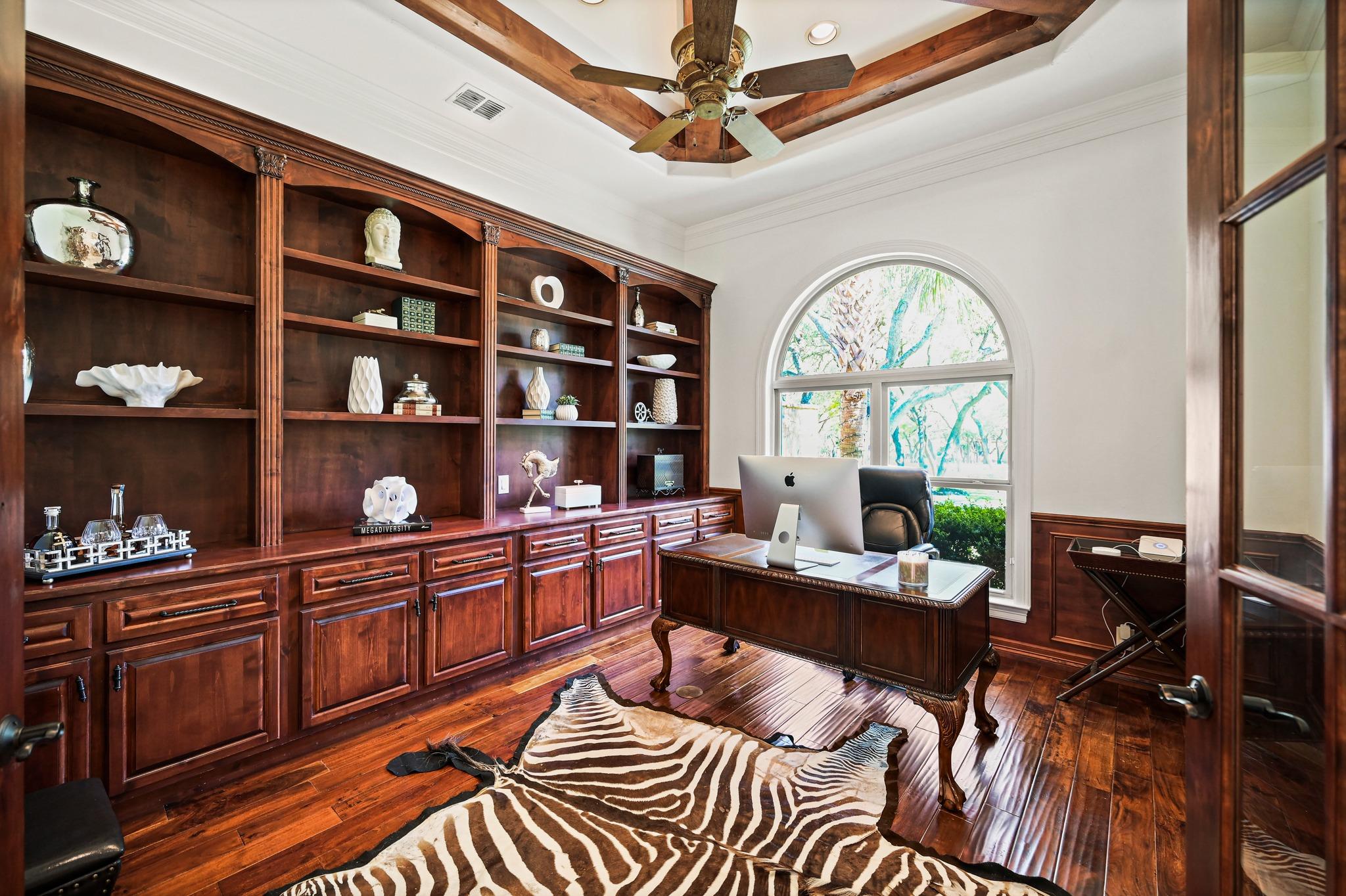 10210 Oak Forest Way, New Braunfels, TX 78132