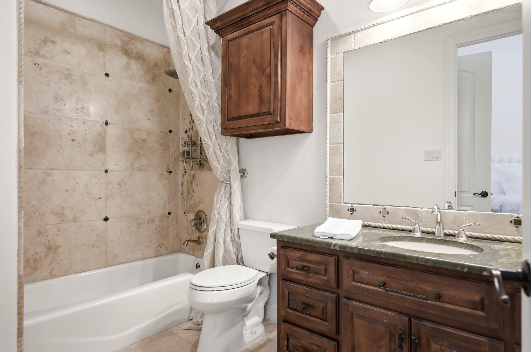 10210 Oak Forest Way, New Braunfels, TX 78132