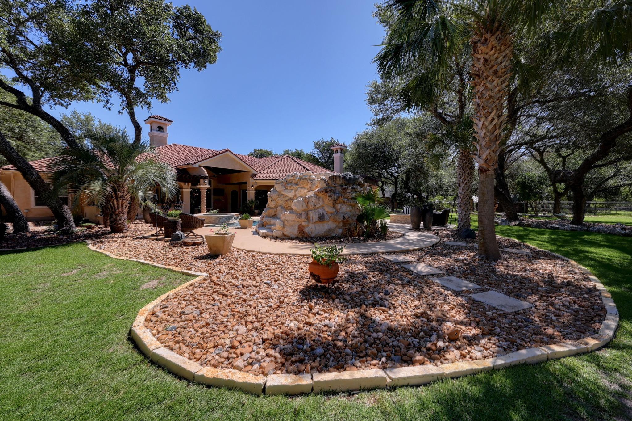 10210 Oak Forest Way, New Braunfels, TX 78132
