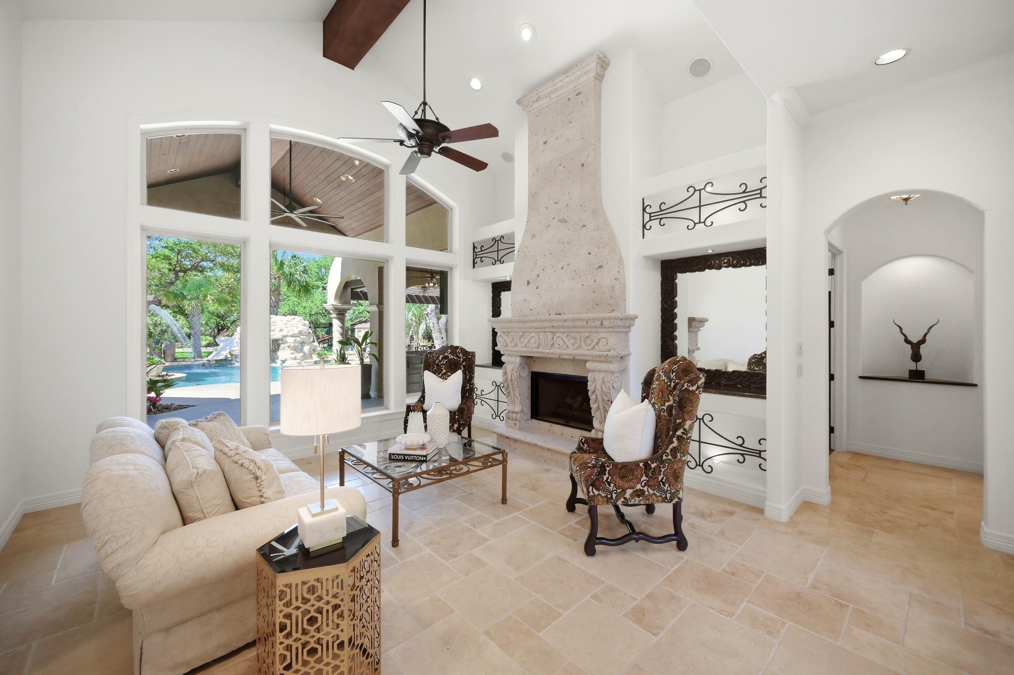 10210 Oak Forest Way, New Braunfels, TX 78132