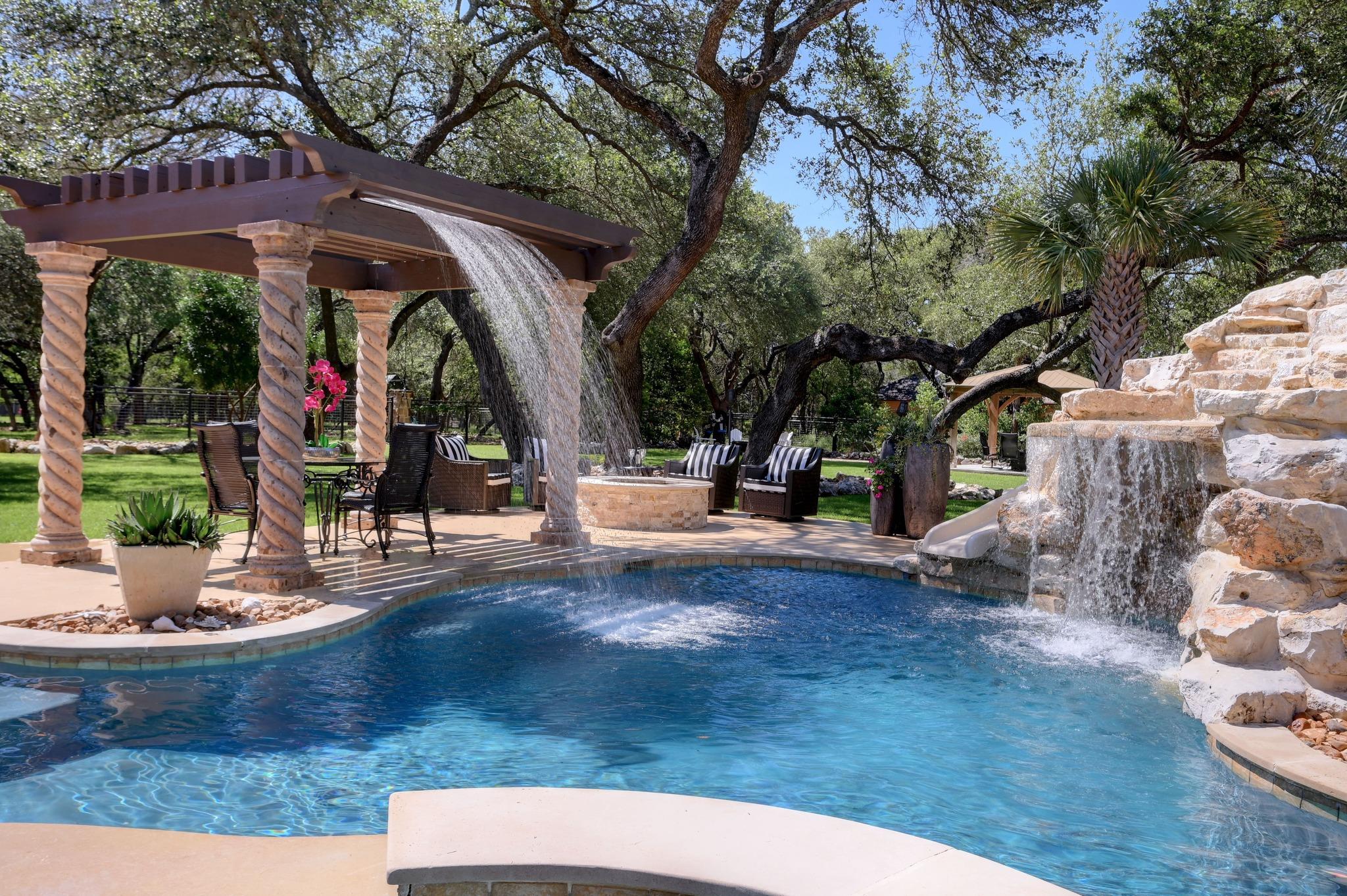 10210 Oak Forest Way, New Braunfels, TX 78132