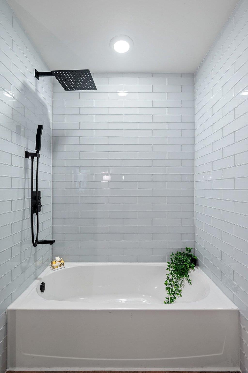 2450 Wickersham Ln # 1924, Austin, TX 78741