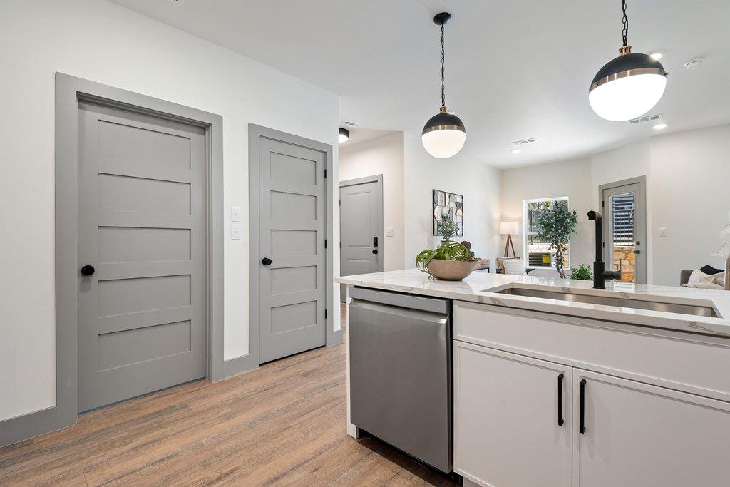 2450 Wickersham Ln # 1924, Austin, TX 78741