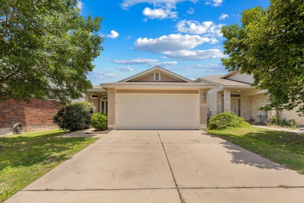 12816 Dwight Eisenhower St, Manor, TX 78653