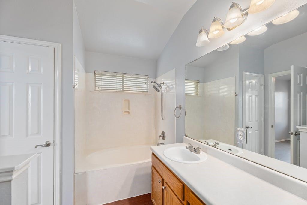 12816 Dwight Eisenhower St, Manor, TX 78653