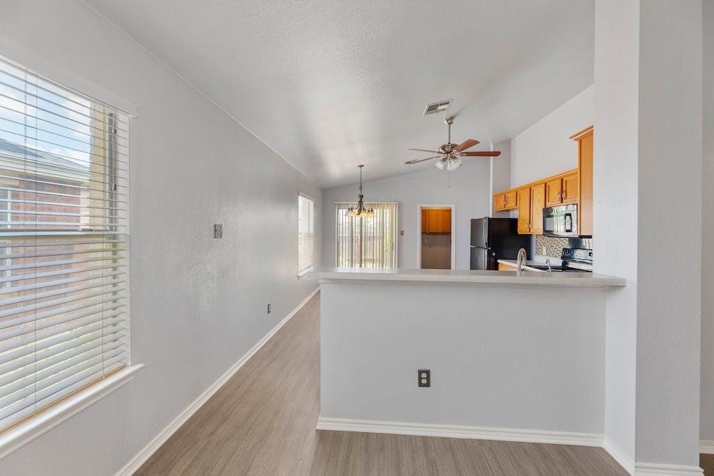 12816 Dwight Eisenhower St, Manor, TX 78653