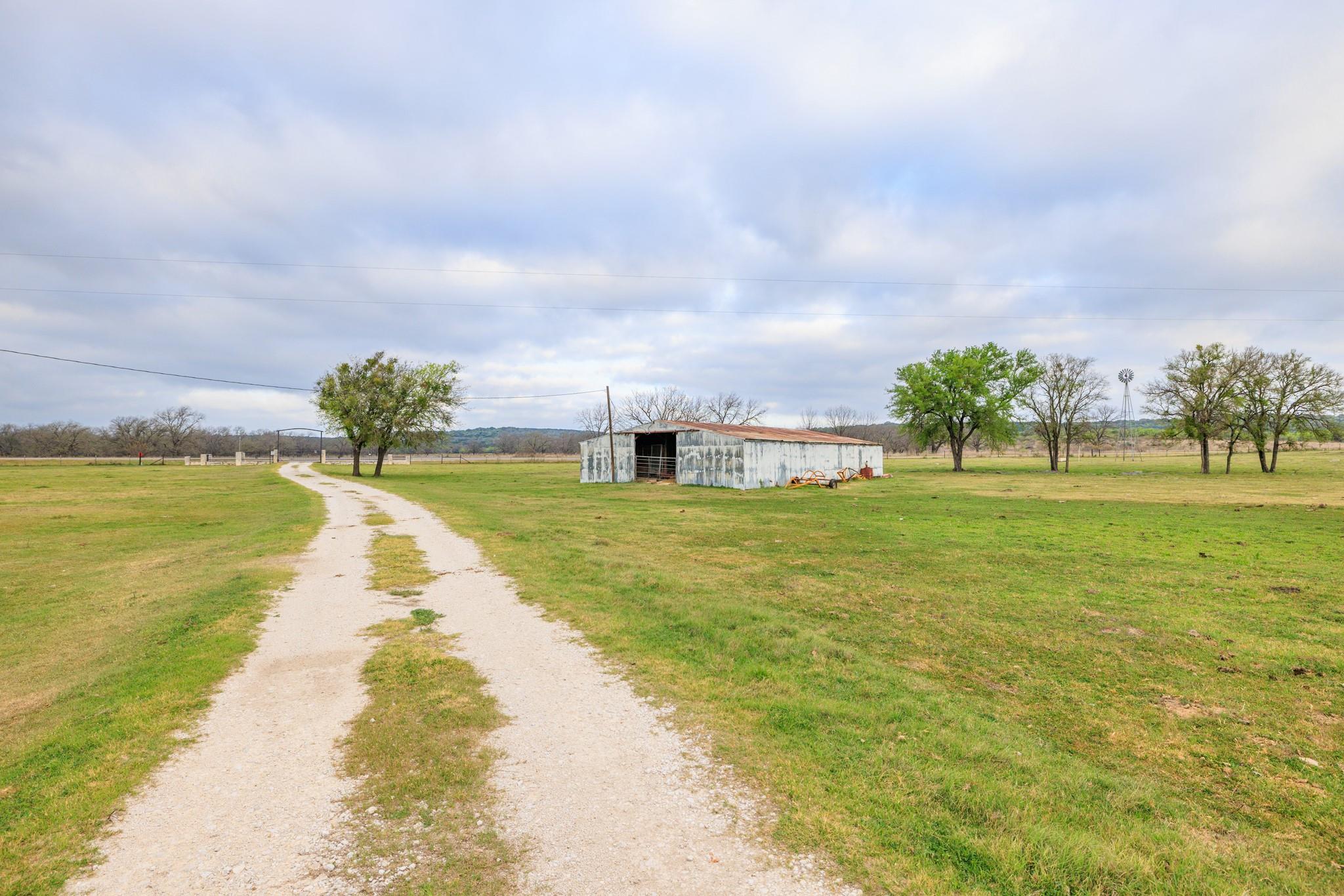 10250 E Fm 501, San Saba, TX 76877
