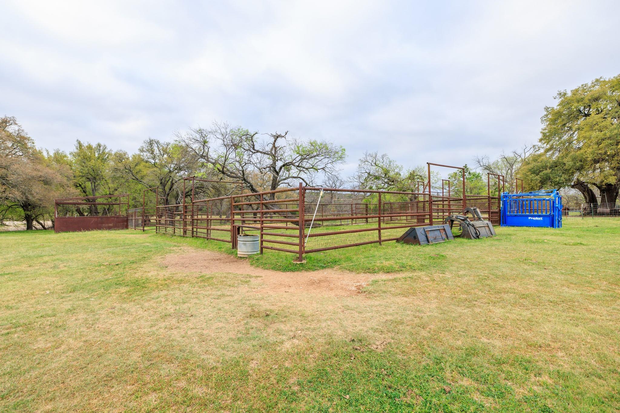 10250 E Fm 501, San Saba, TX 76877