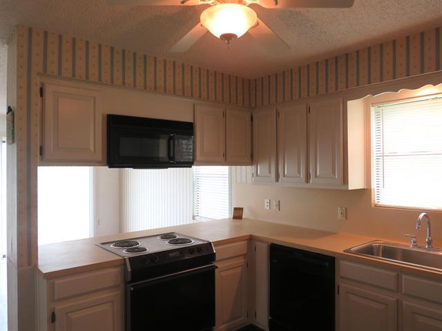 110 N Ridgeview, Buchanan Dam, TX 78609