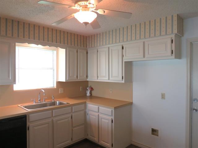 110 N Ridgeview, Buchanan Dam, TX 78609