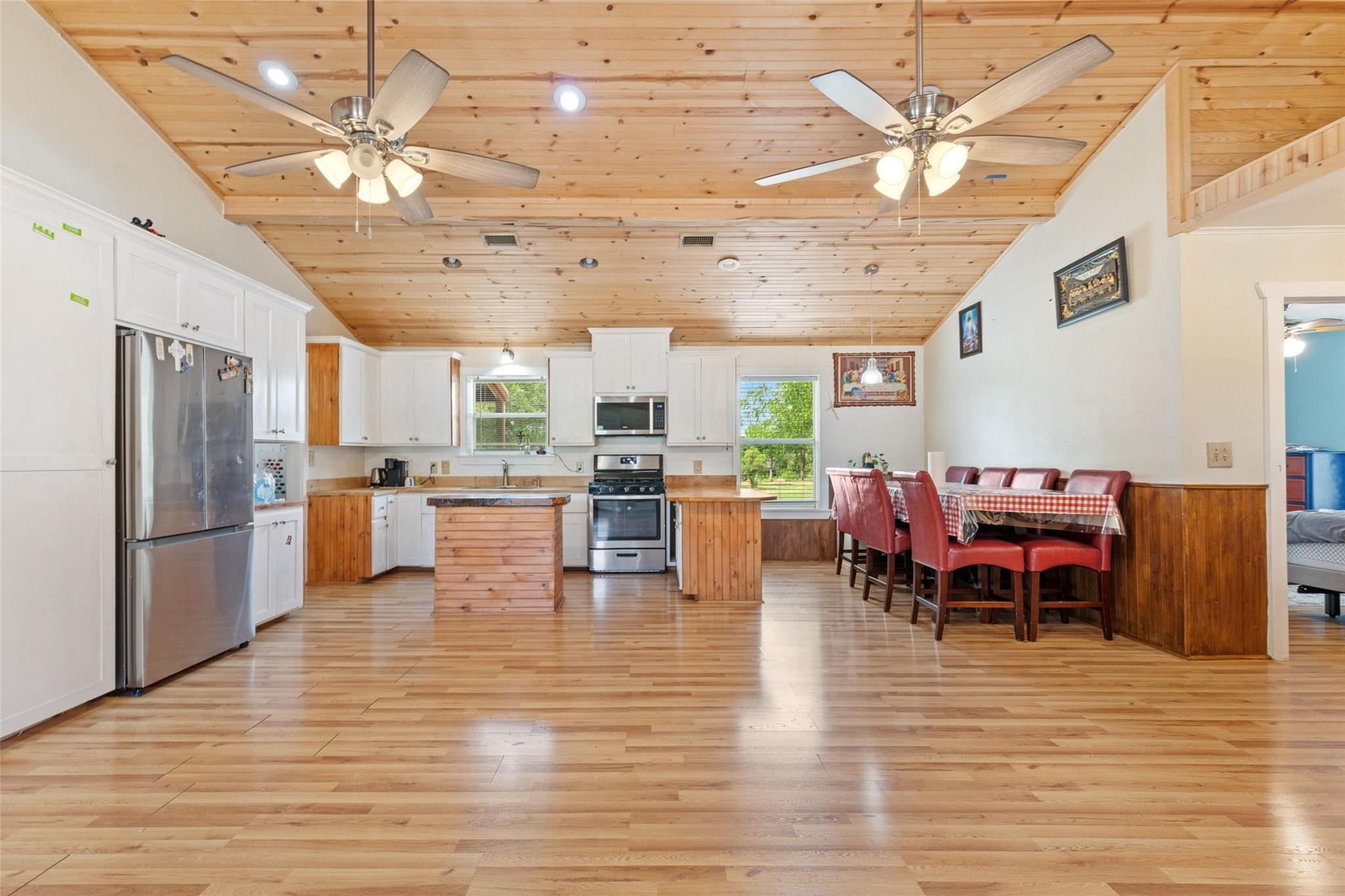 1301 County Road 228, Florence, TX 76527