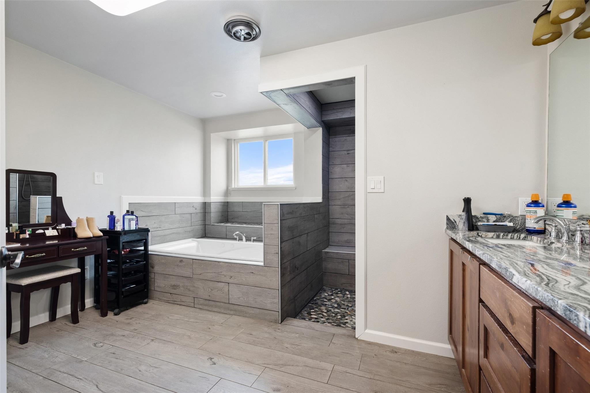 1301 County Road 228, Florence, TX 76527