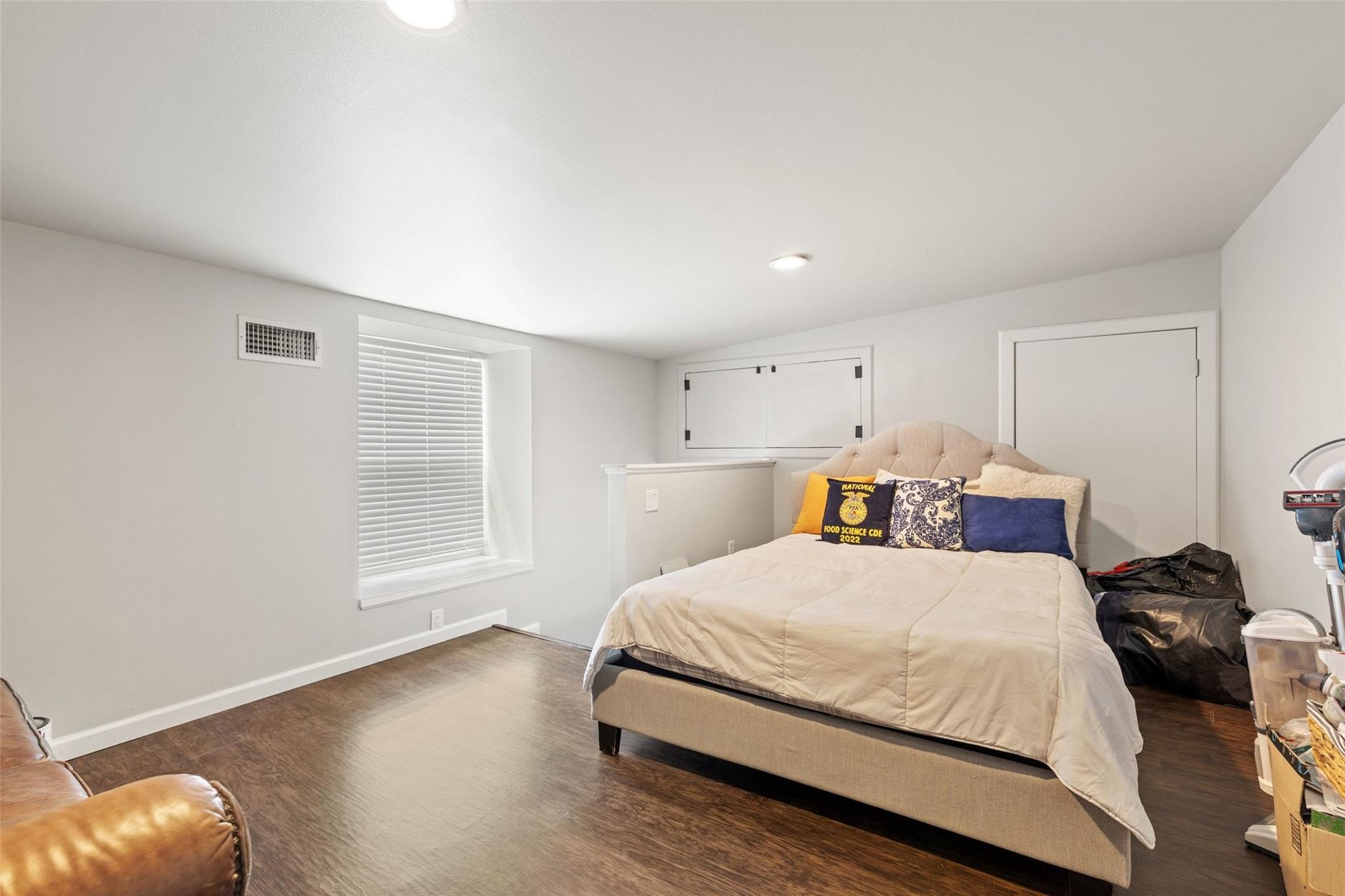 1301 County Road 228, Florence, TX 76527