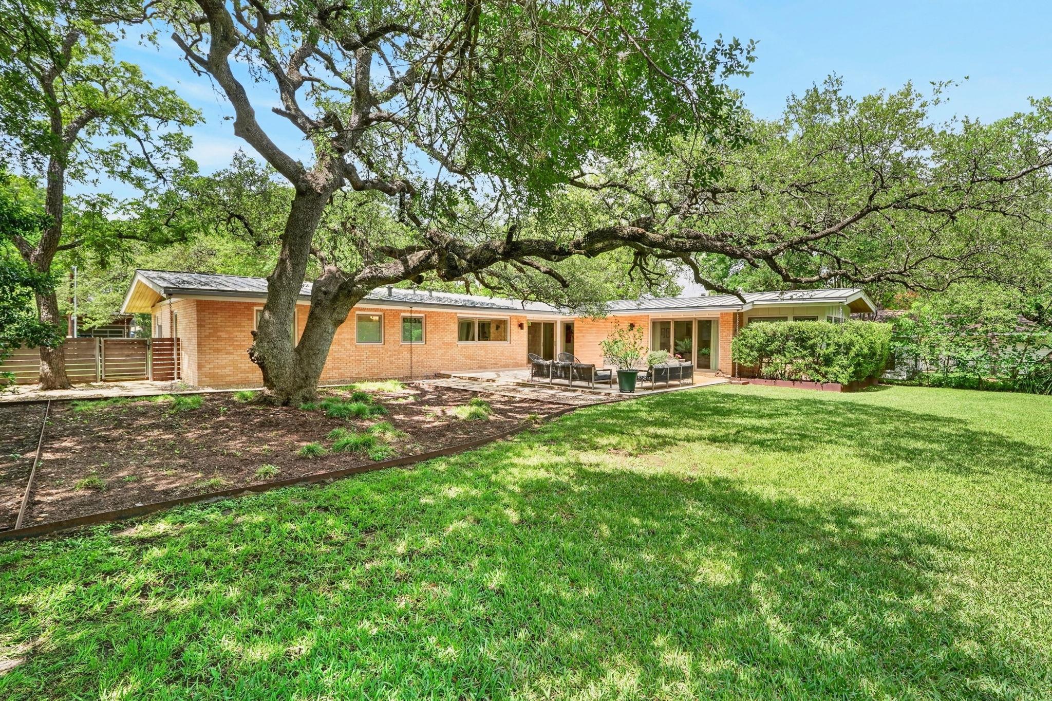 801 Spofford St, Austin, TX 78704