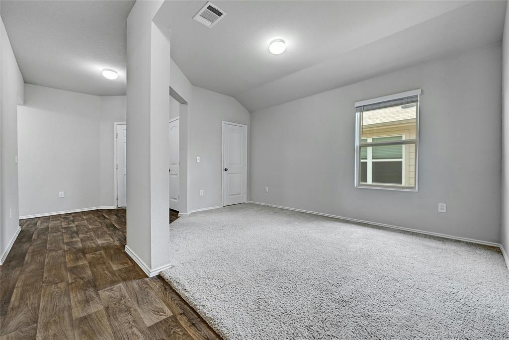 5800 Shanjia Dr, Austin, TX 78724