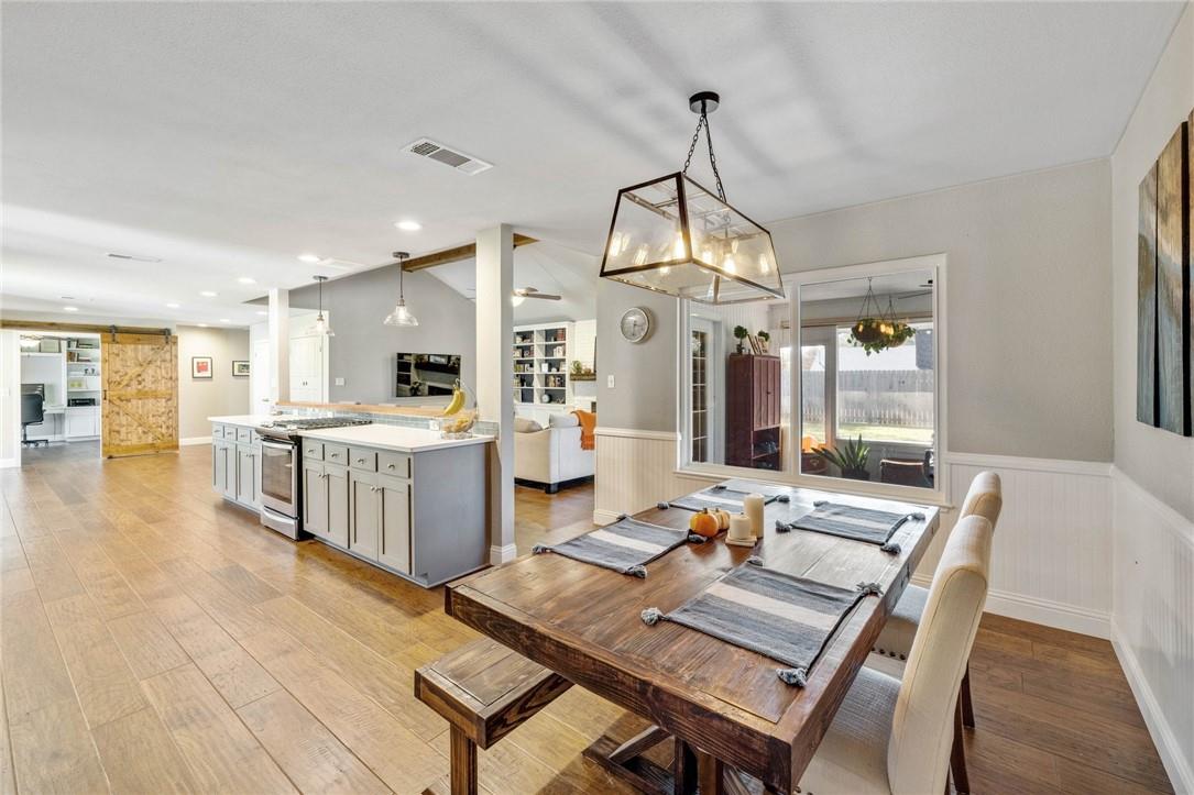 104 Highview Rd, Georgetown, TX 78628