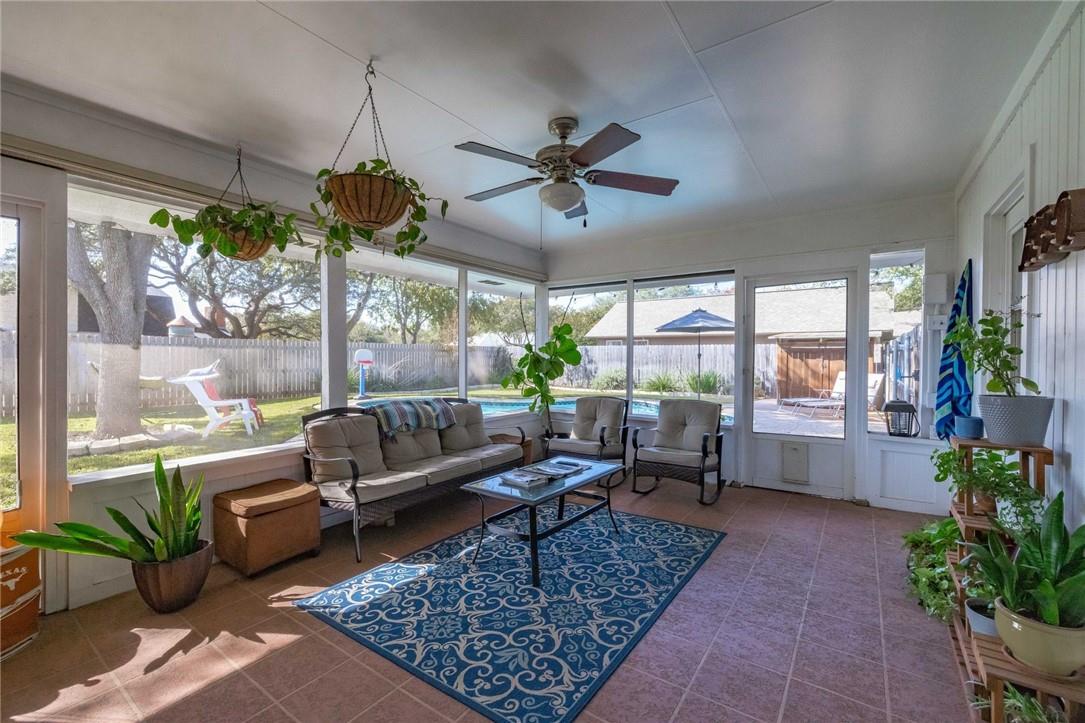 104 Highview Rd, Georgetown, TX 78628