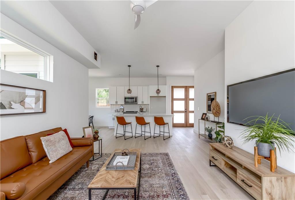 4800 Vinson Dr # B, Austin, TX 78745