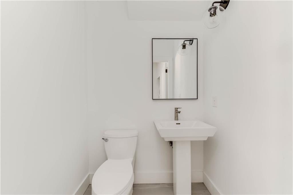 4800 Vinson Dr # B, Austin, TX 78745