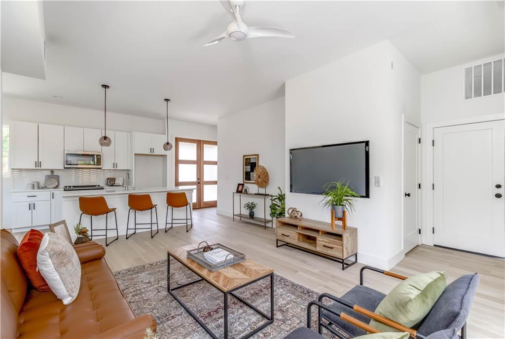 4800 Vinson Dr # B, Austin, TX 78745