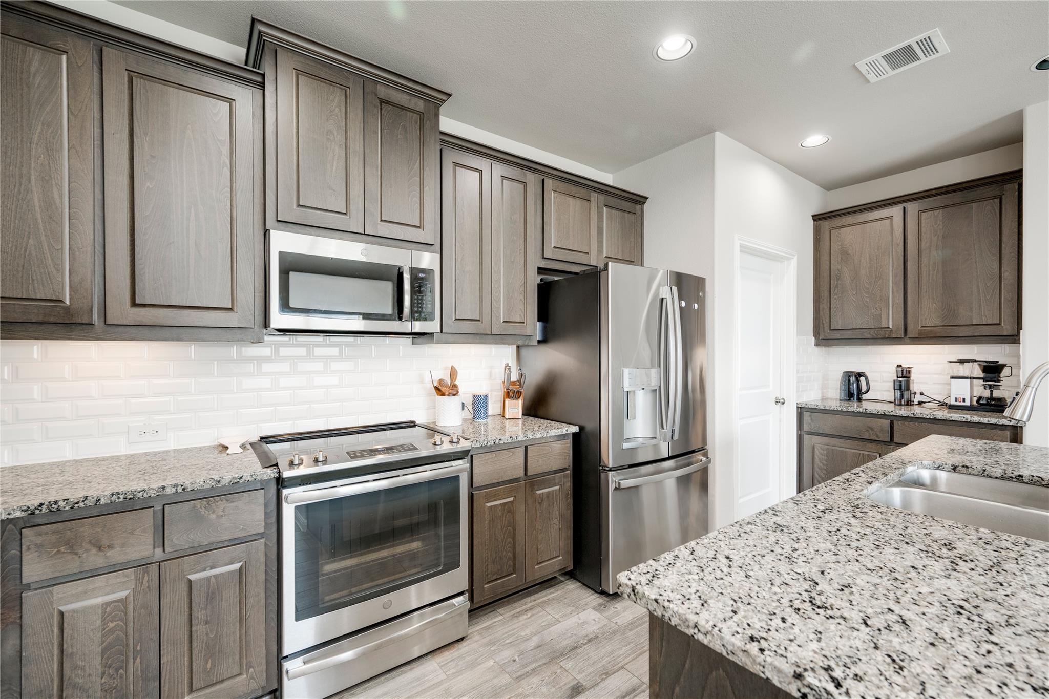 709 Tinton Falls Ln, Pflugerville, TX 78660