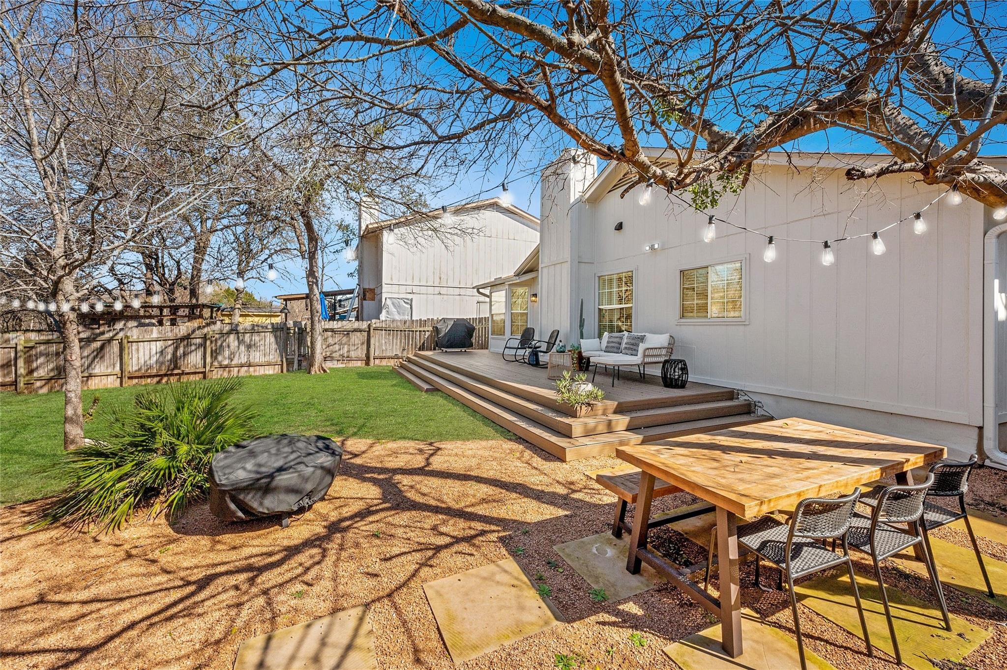 3836 Arrow Dr, Austin, TX 78749