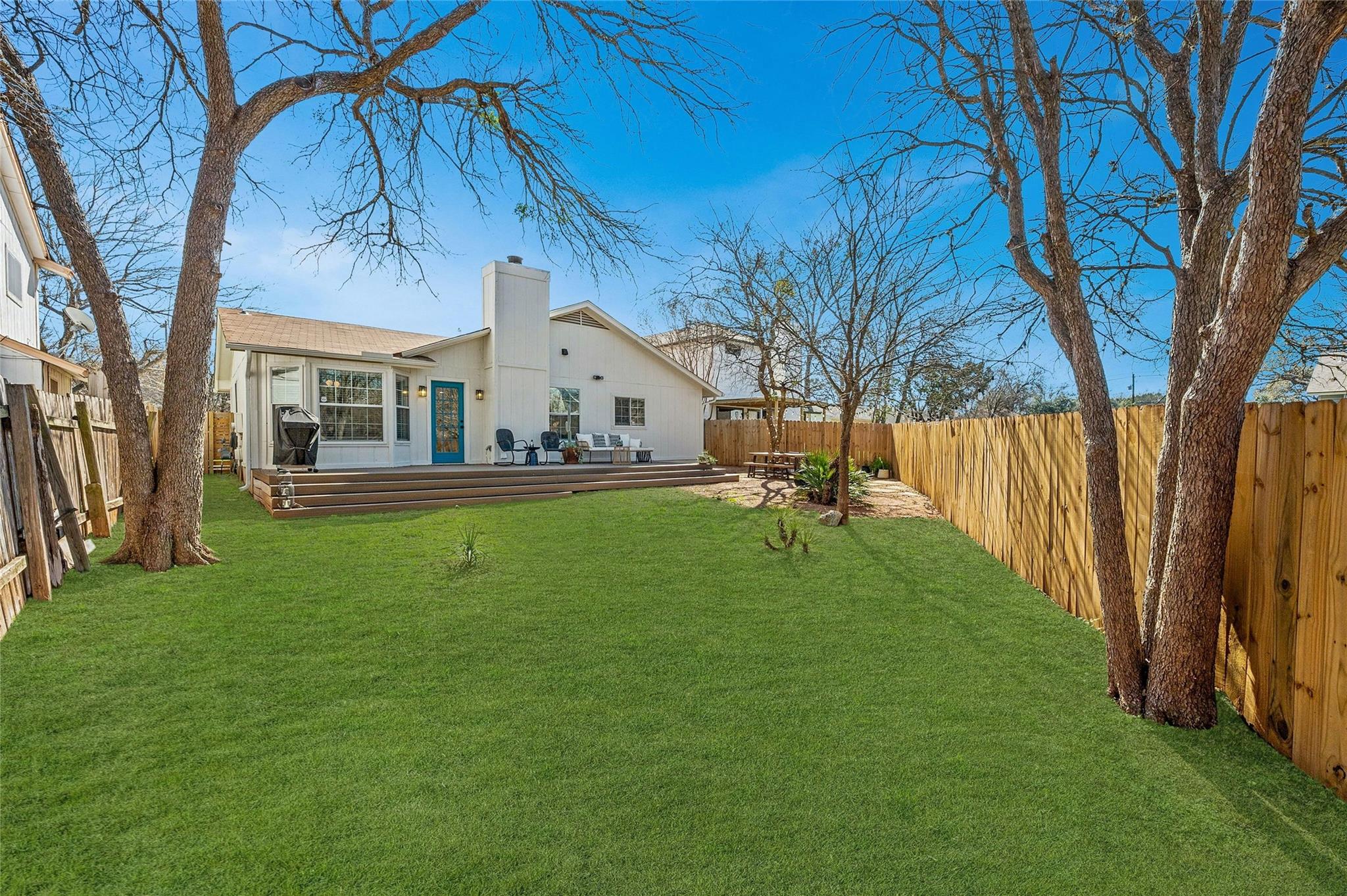 3836 Arrow Dr, Austin, TX 78749