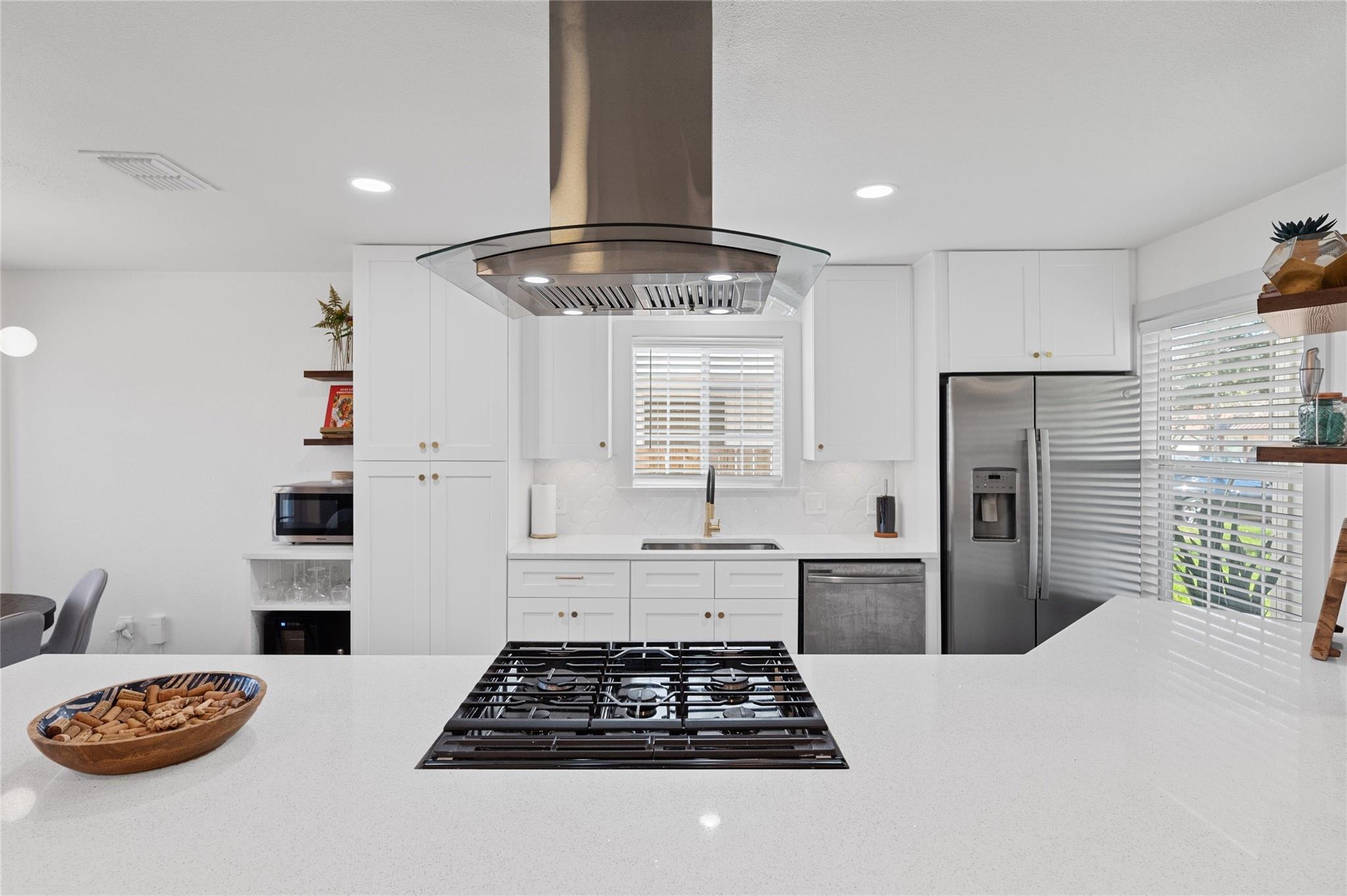 3836 Arrow Dr, Austin, TX 78749