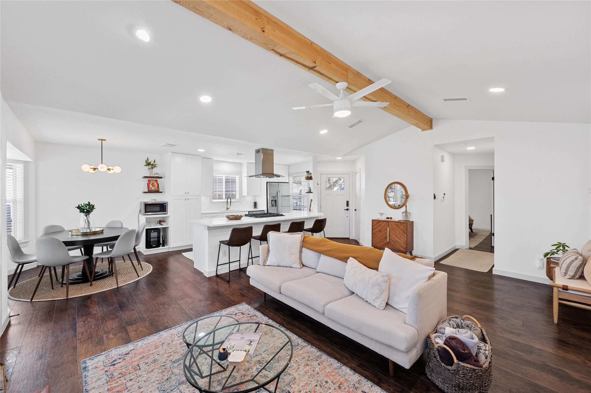 3836 Arrow Dr, Austin, TX 78749