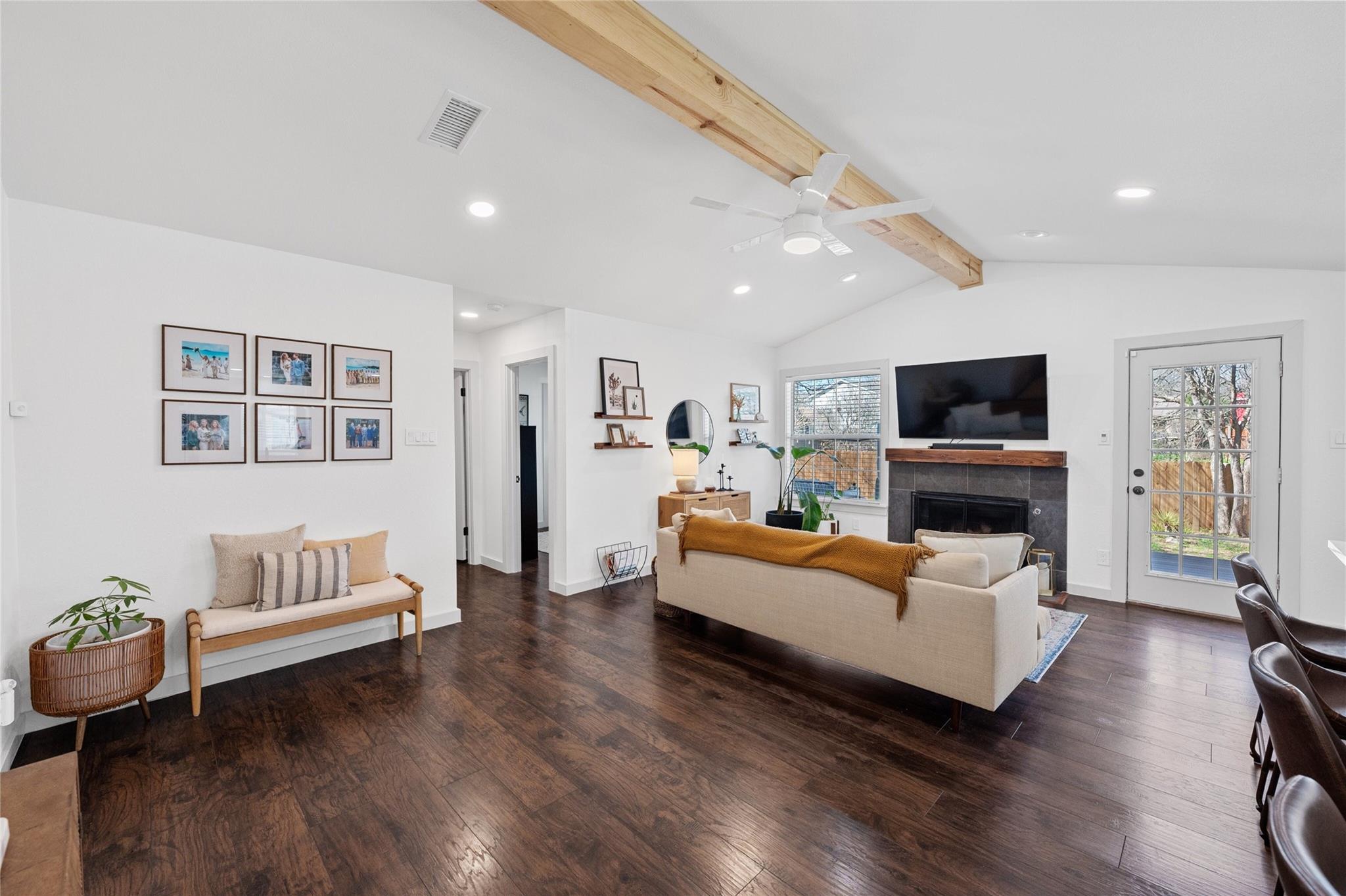 3836 Arrow Dr, Austin, TX 78749