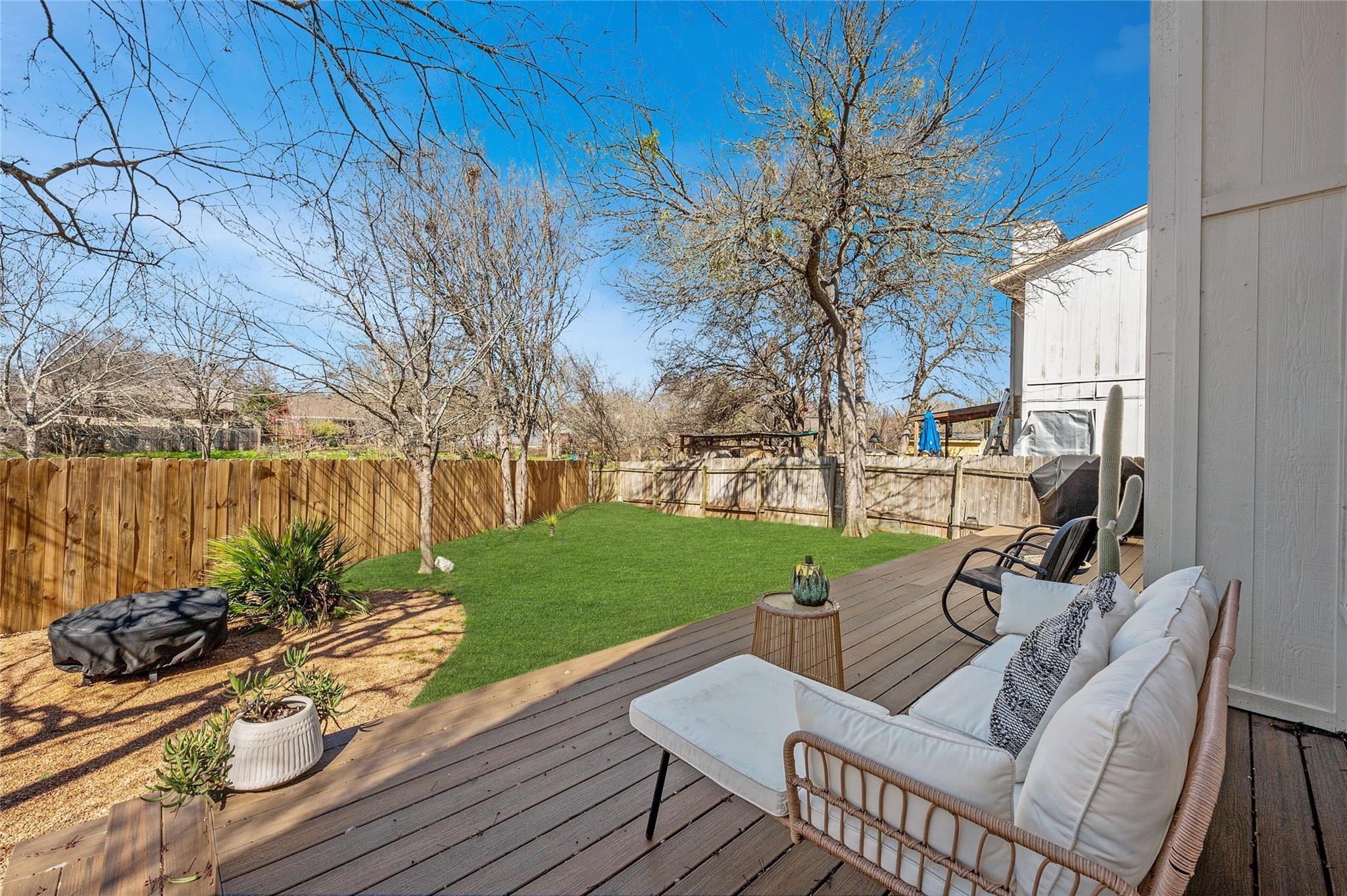 3836 Arrow Dr, Austin, TX 78749