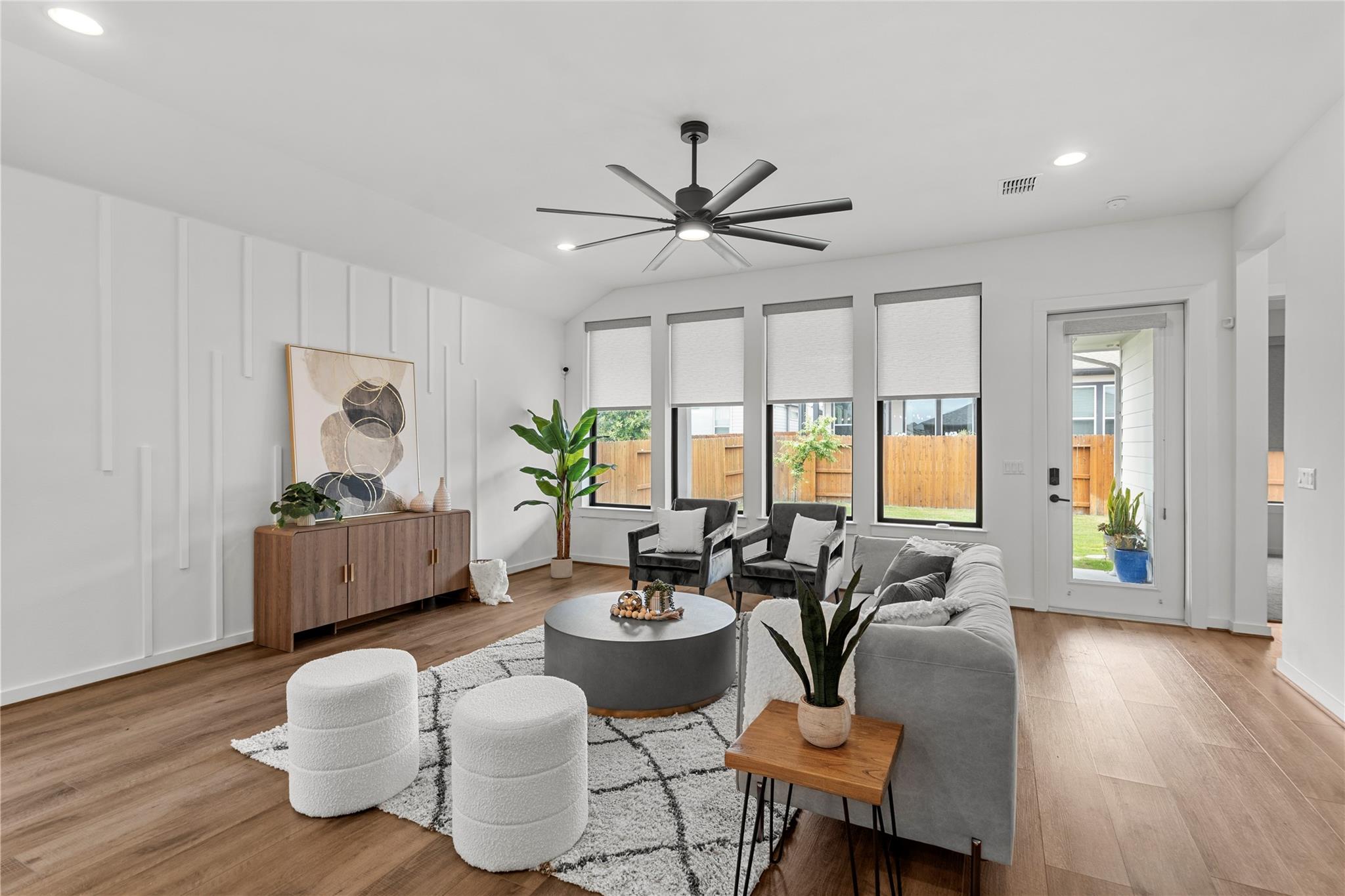 8908 Looksee Ln, Austin, TX 78744