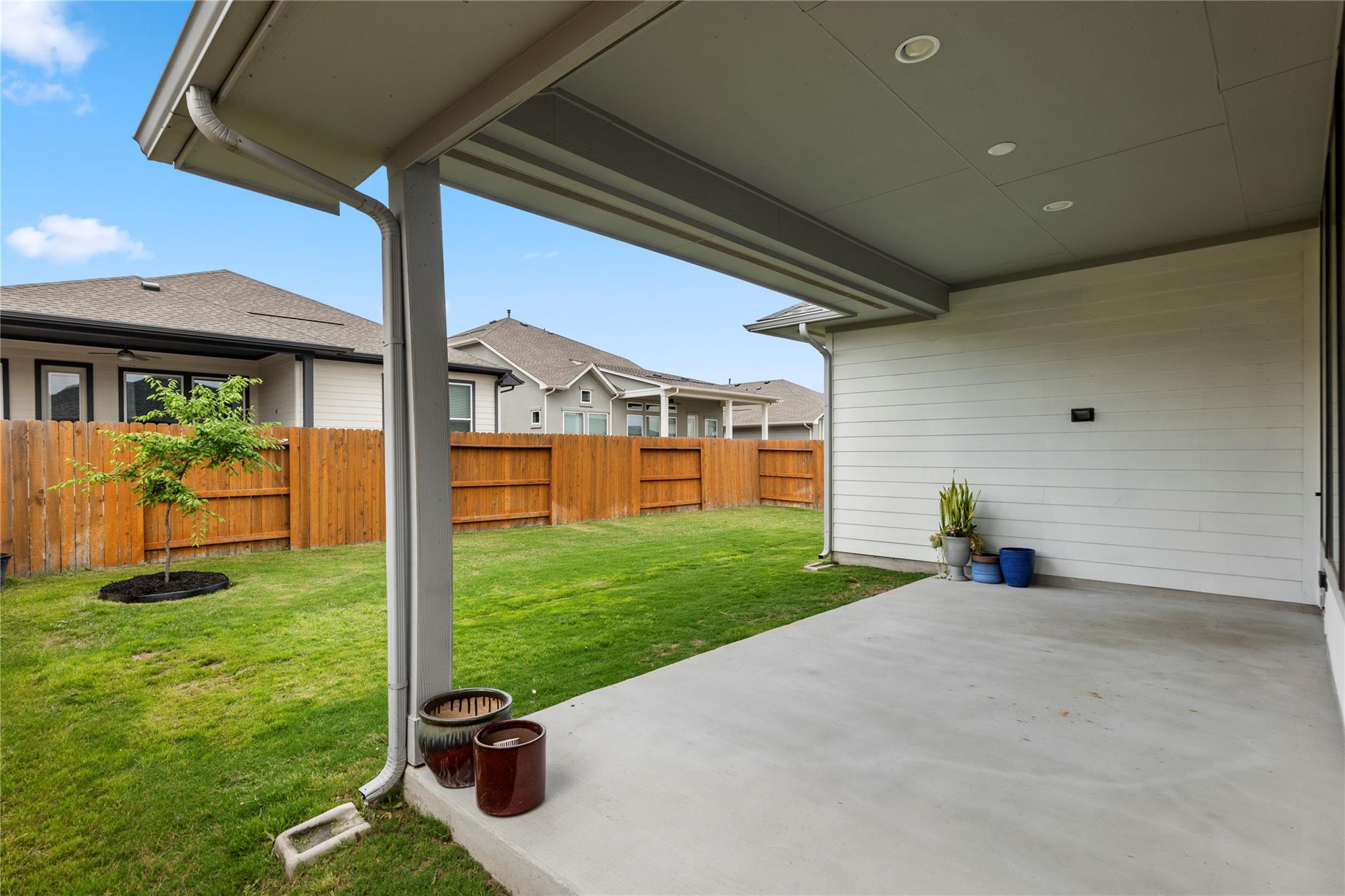 8908 Looksee Ln, Austin, TX 78744