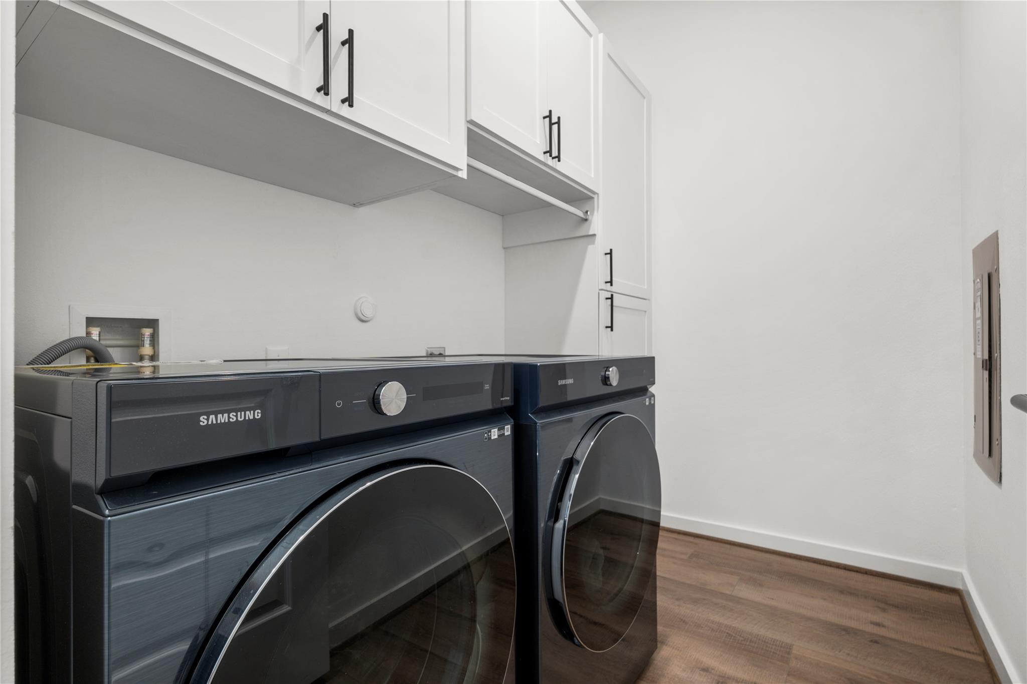 8908 Looksee Ln, Austin, TX 78744