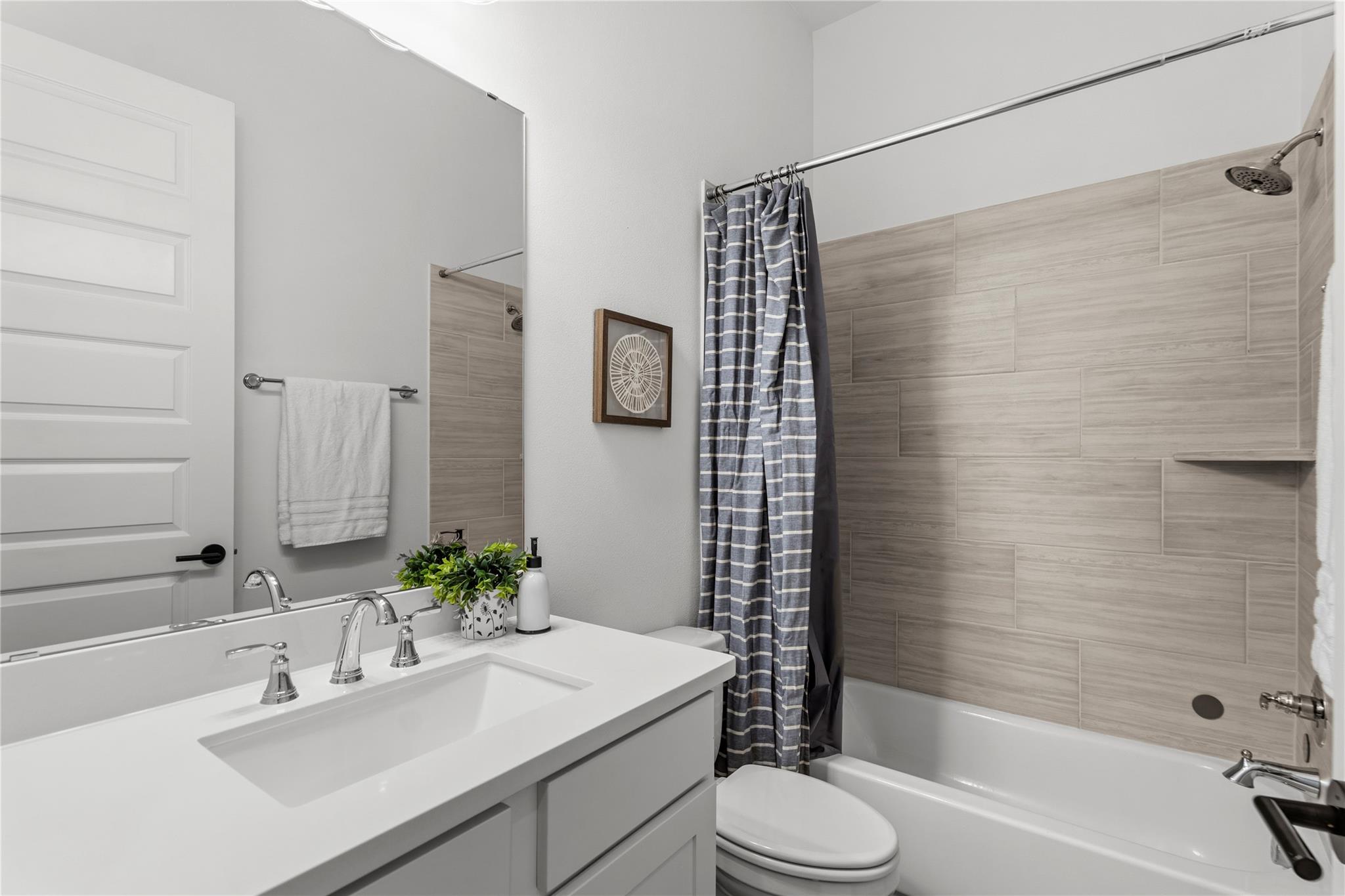 8908 Looksee Ln, Austin, TX 78744