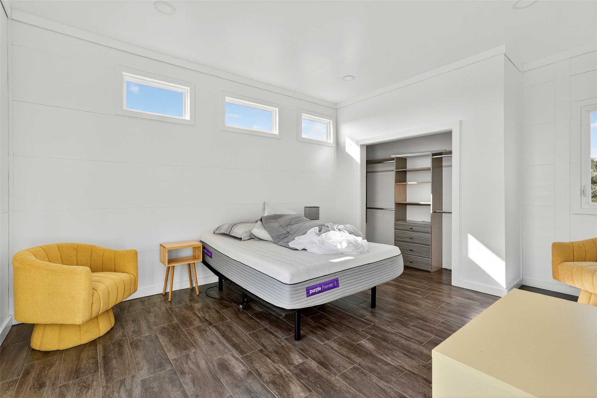 111 Starlight Path, Red Rock, TX 78662