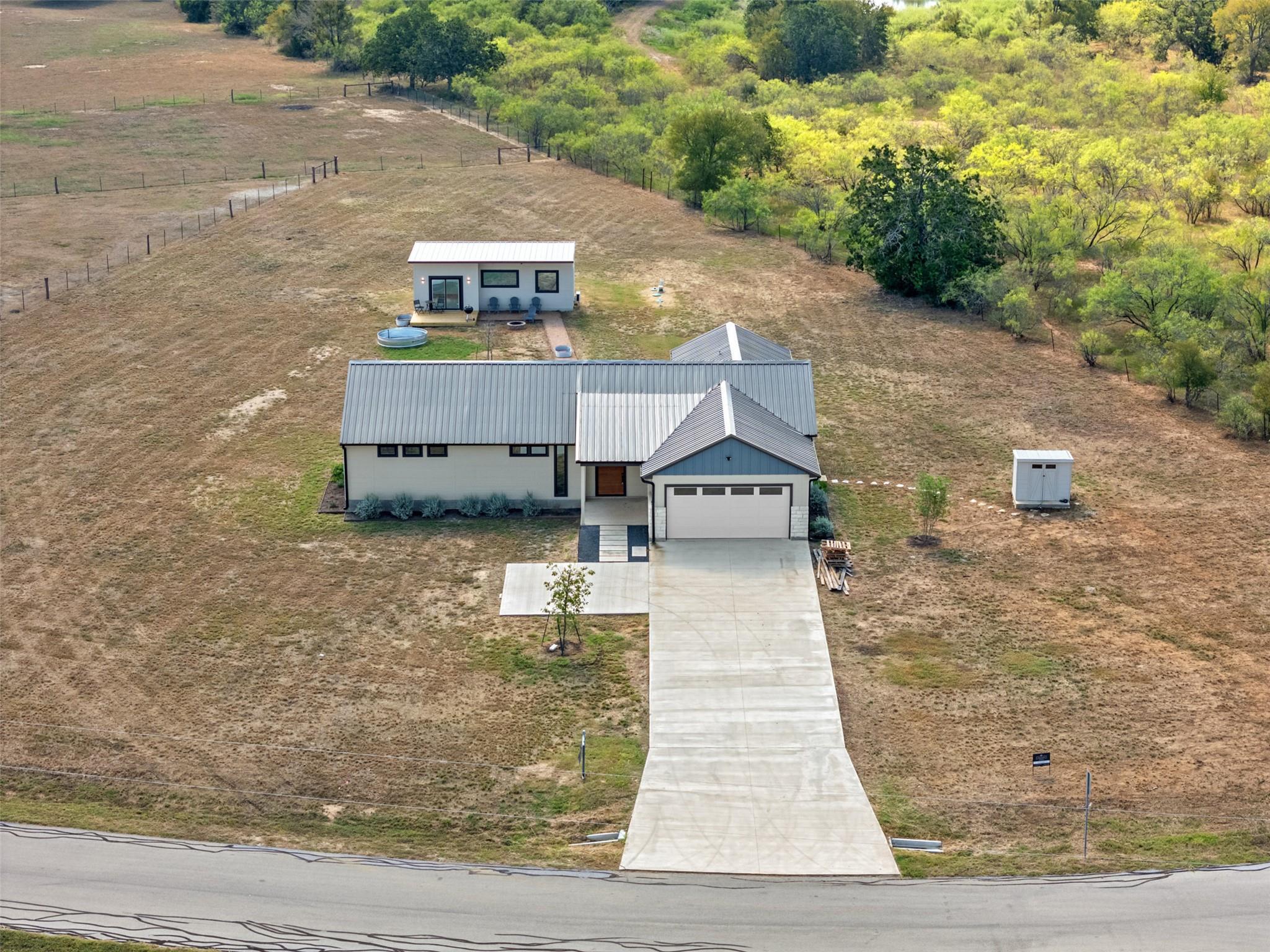 111 Starlight Path, Red Rock, TX 78662